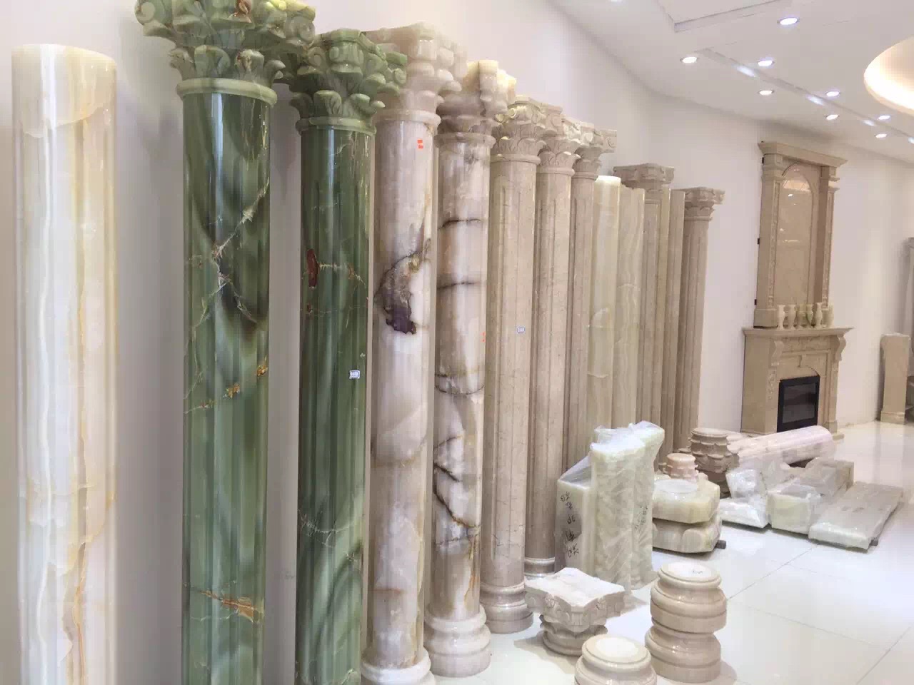 Onyx Pillars